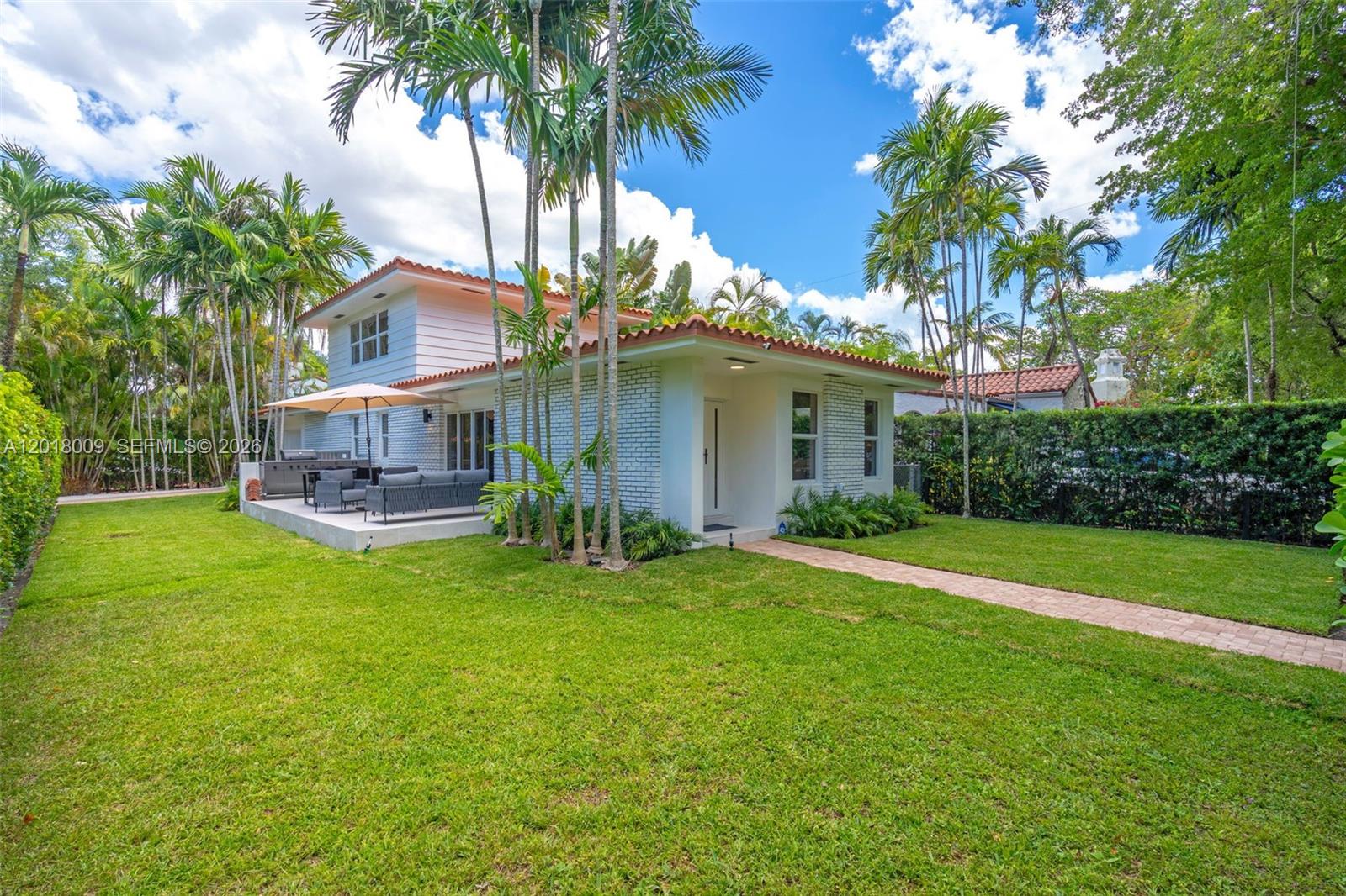 C GABLES GRANADA SEC REV - Residential