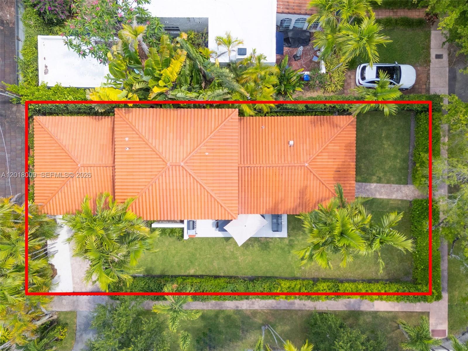 C GABLES GRANADA SEC REV - Residential