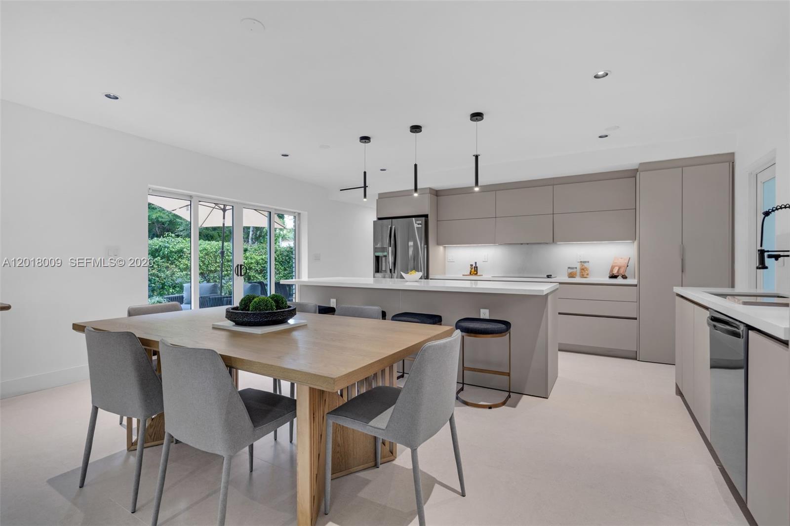 C GABLES GRANADA SEC REV - Residential