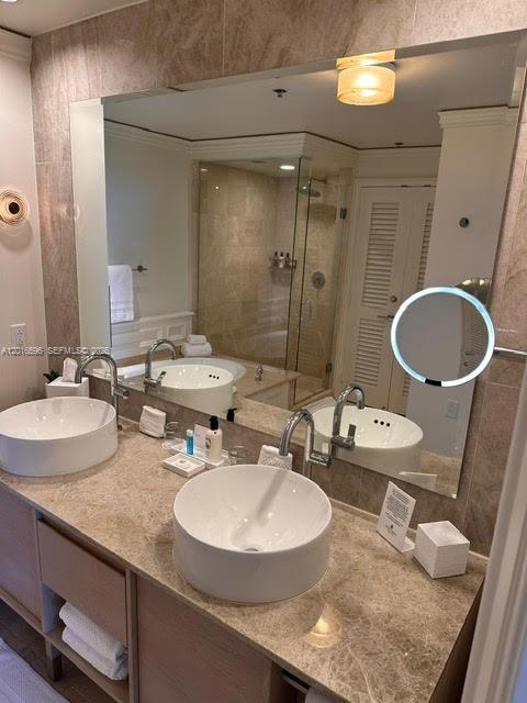 G B RESORT CONDO HOTEL - Residential