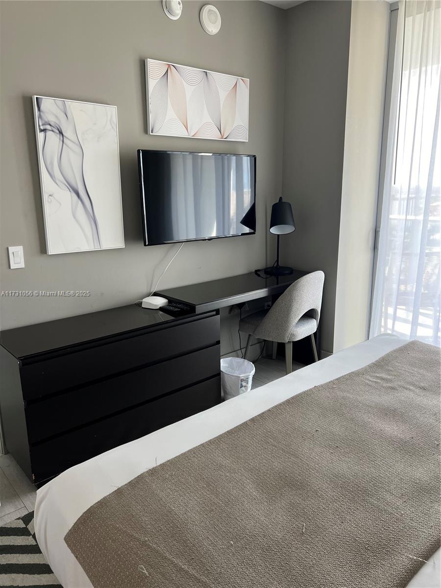 4010 SOUTH OCEAN CONDO - Residential