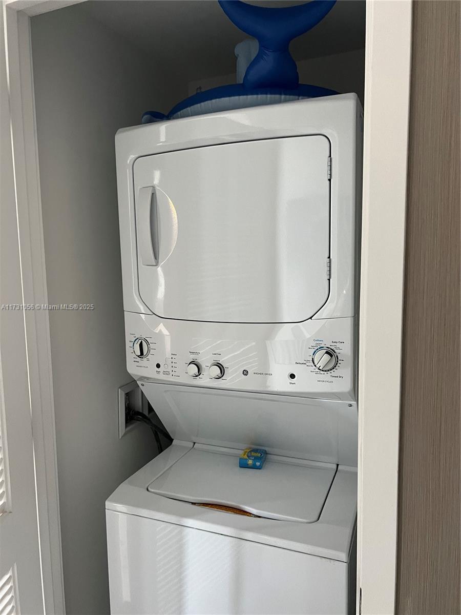 4010 SOUTH OCEAN CONDO - Residential