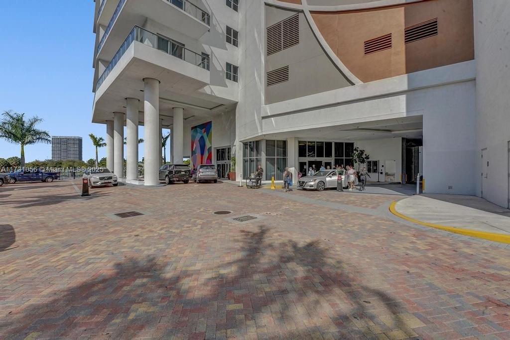 4010 SOUTH OCEAN CONDO - Residential