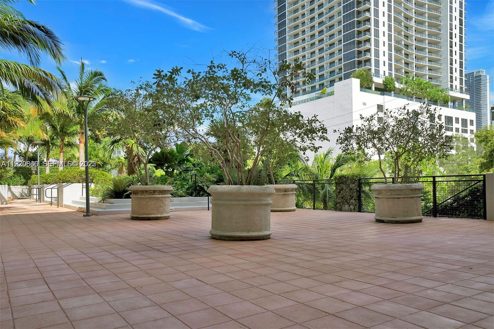 PARC LOFTS CONDO - Residential