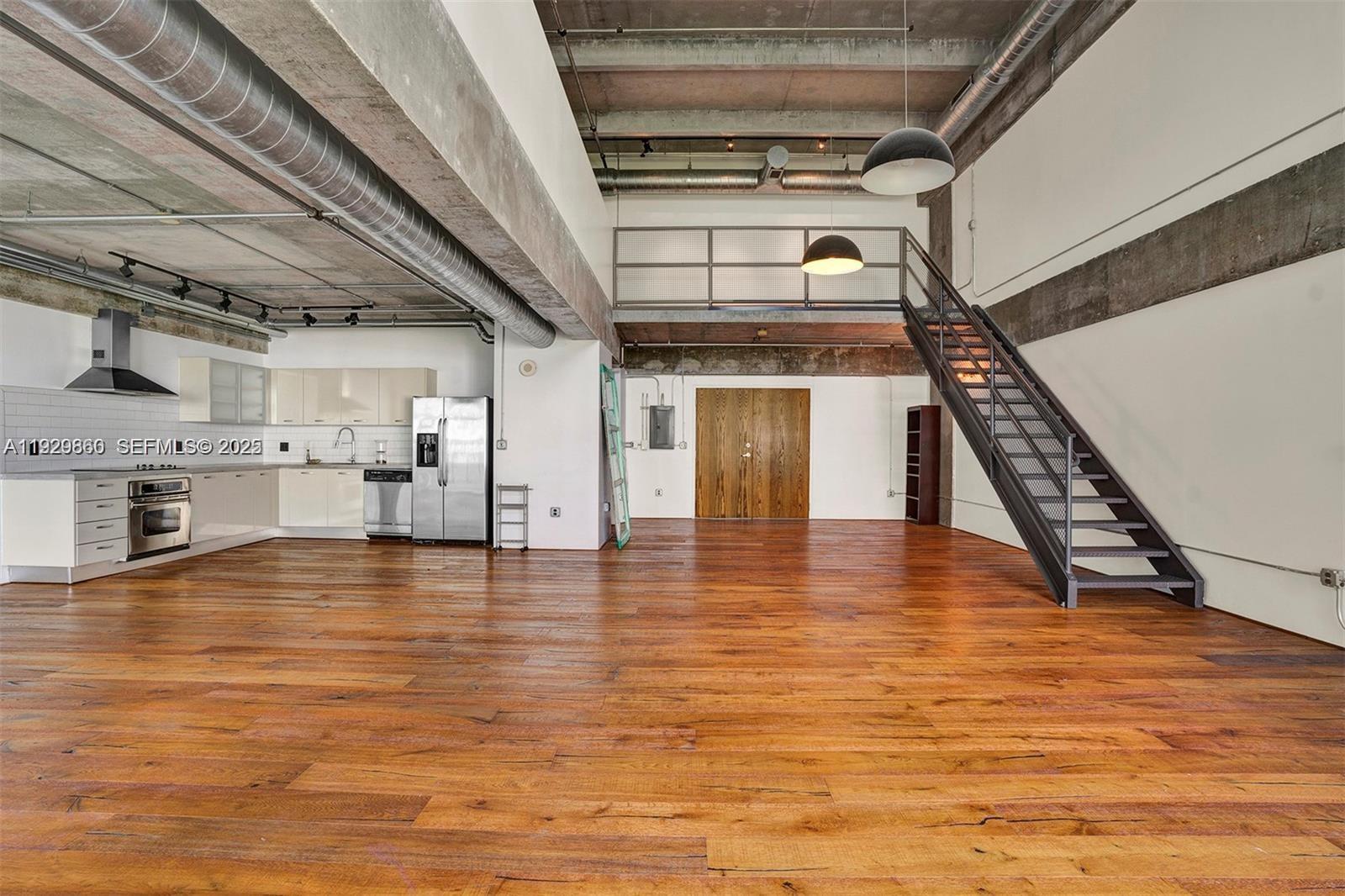 PARC LOFTS CONDO - Residential