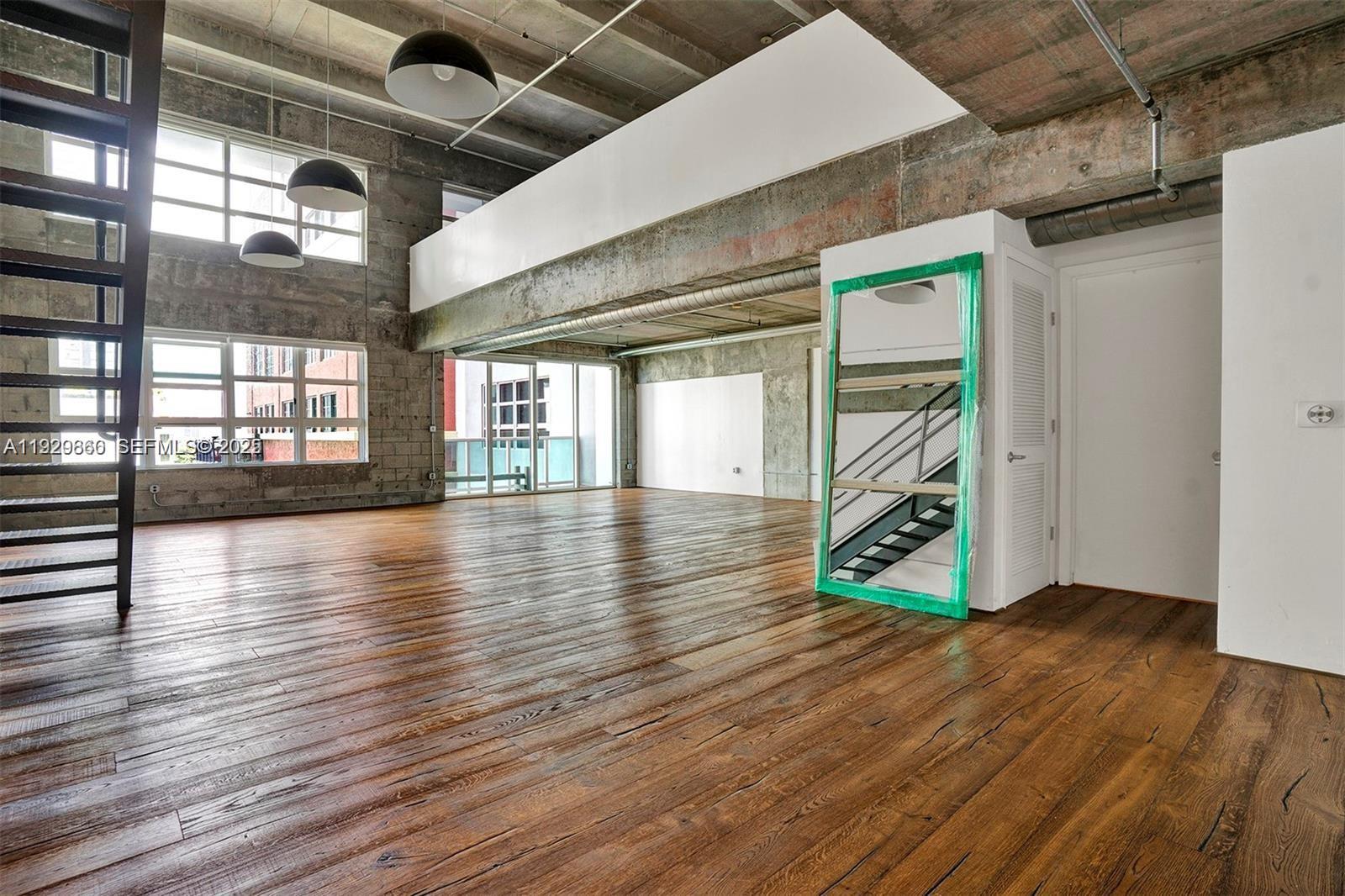 PARC LOFTS CONDO - Residential