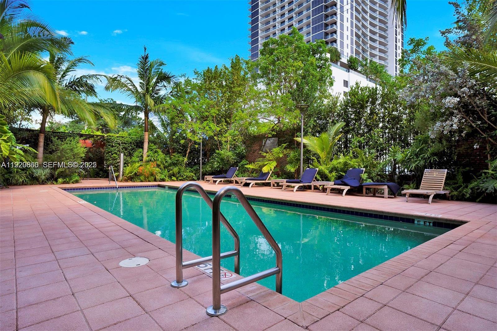 PARC LOFTS CONDO - Residential