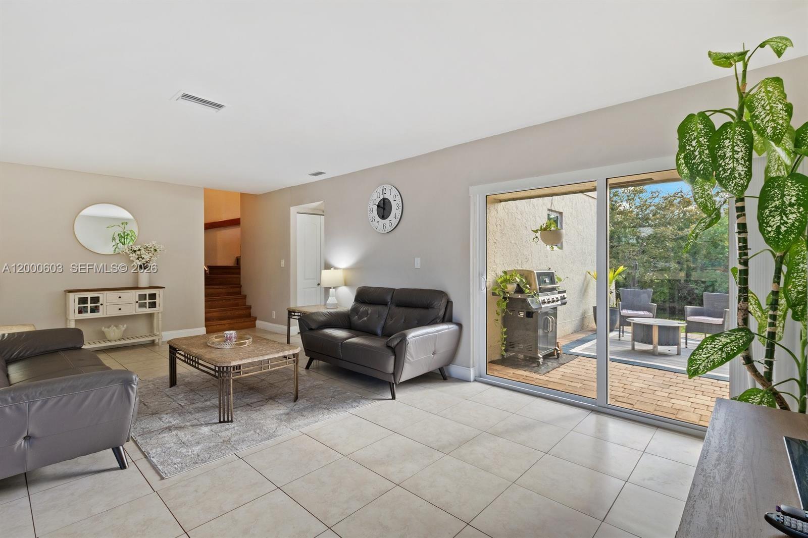 DEER RUN VILLAS CONDO - Residential