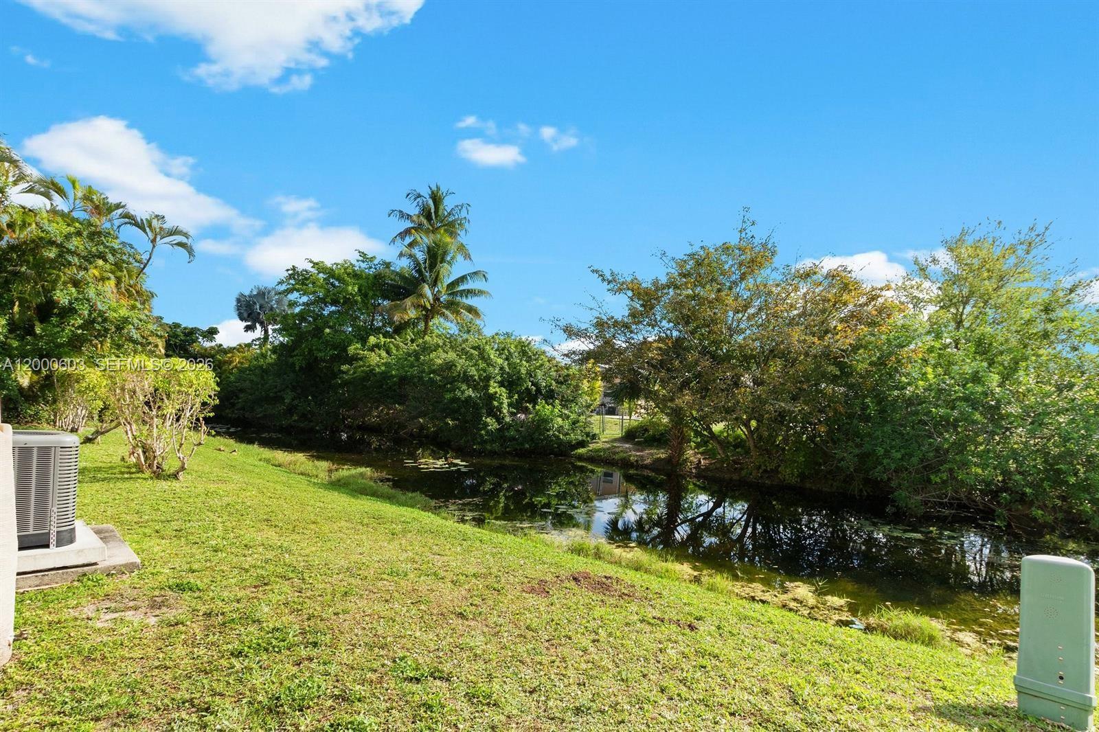 DEER RUN VILLAS CONDO - Residential