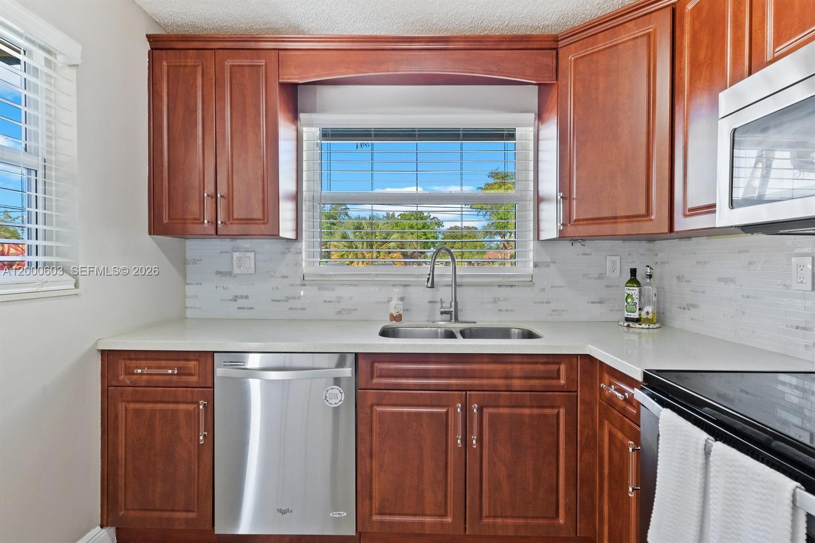 DEER RUN VILLAS CONDO - Residential