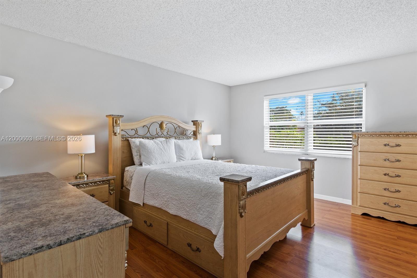 DEER RUN VILLAS CONDO - Residential