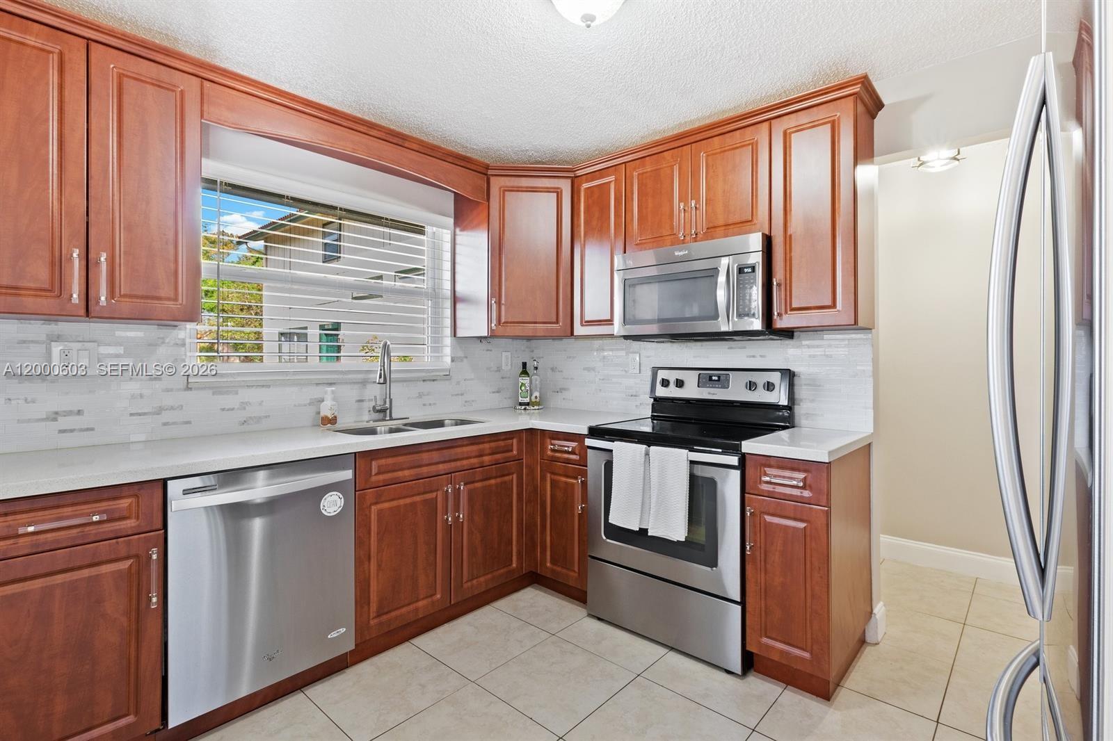 DEER RUN VILLAS CONDO - Residential