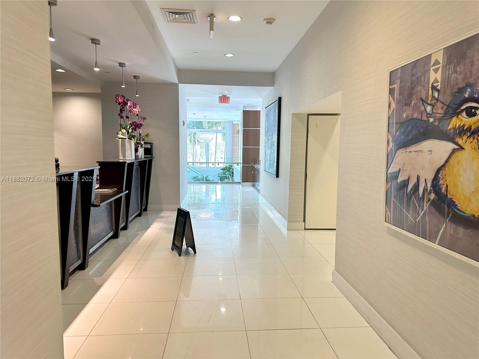 1800 CLUB CONDO - Residential