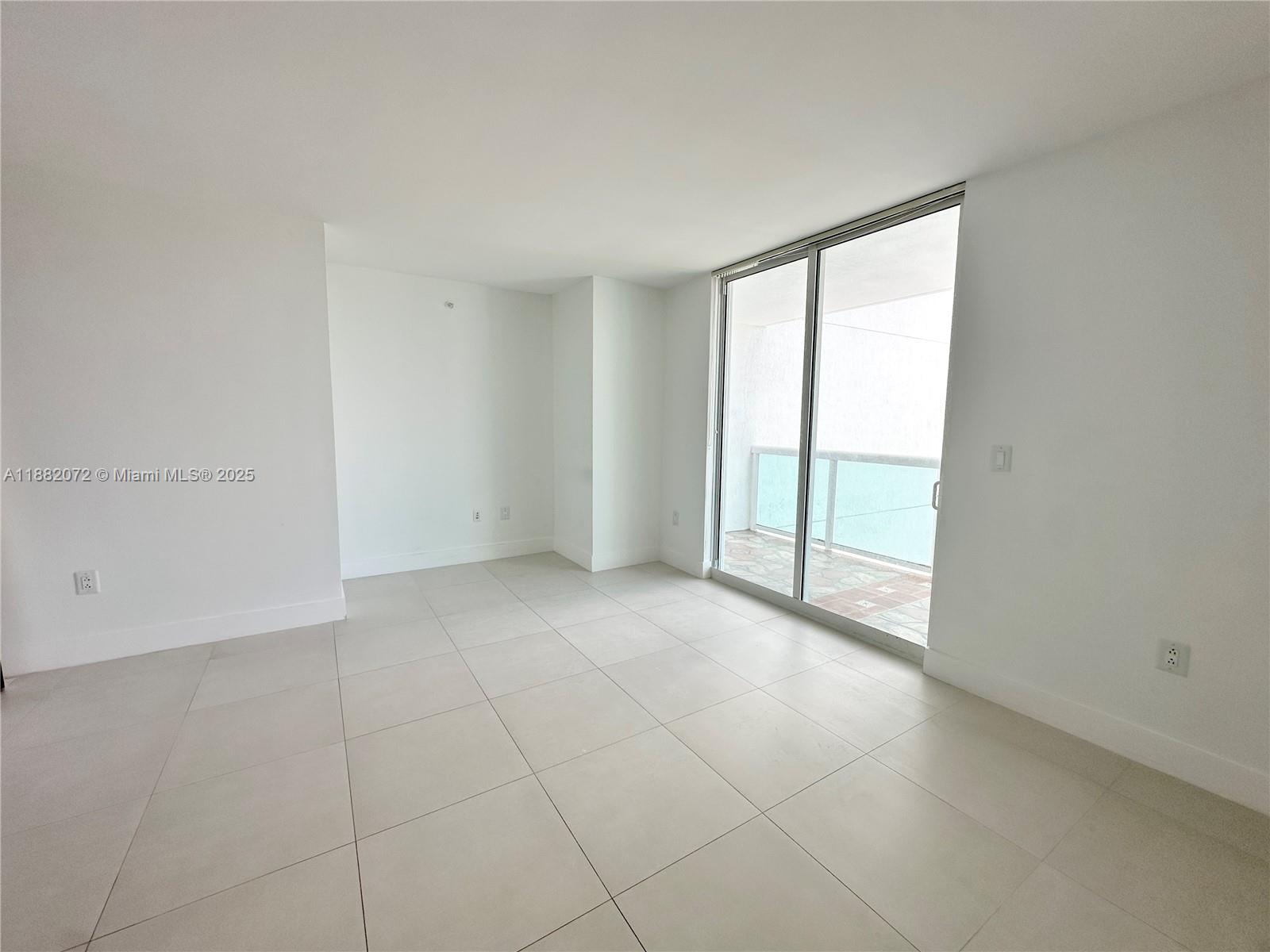 1800 CLUB CONDO - Residential