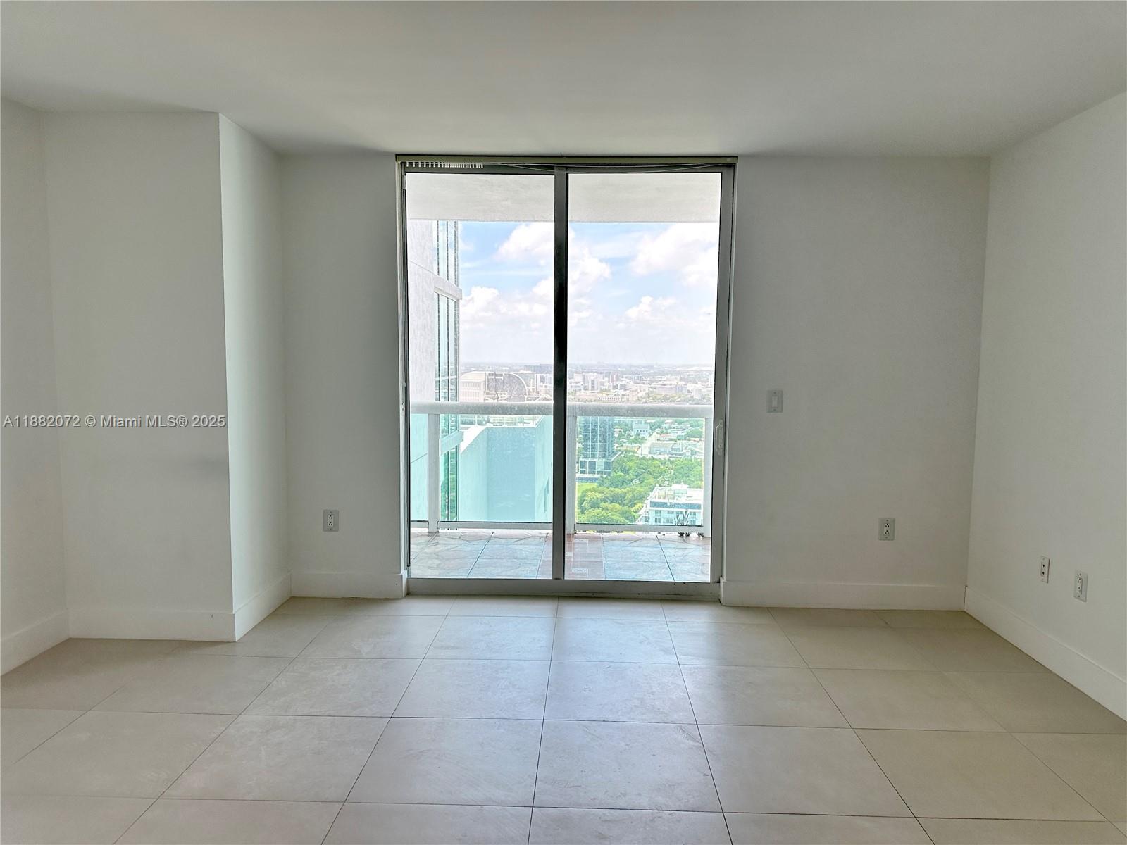 1800 CLUB CONDO - Residential