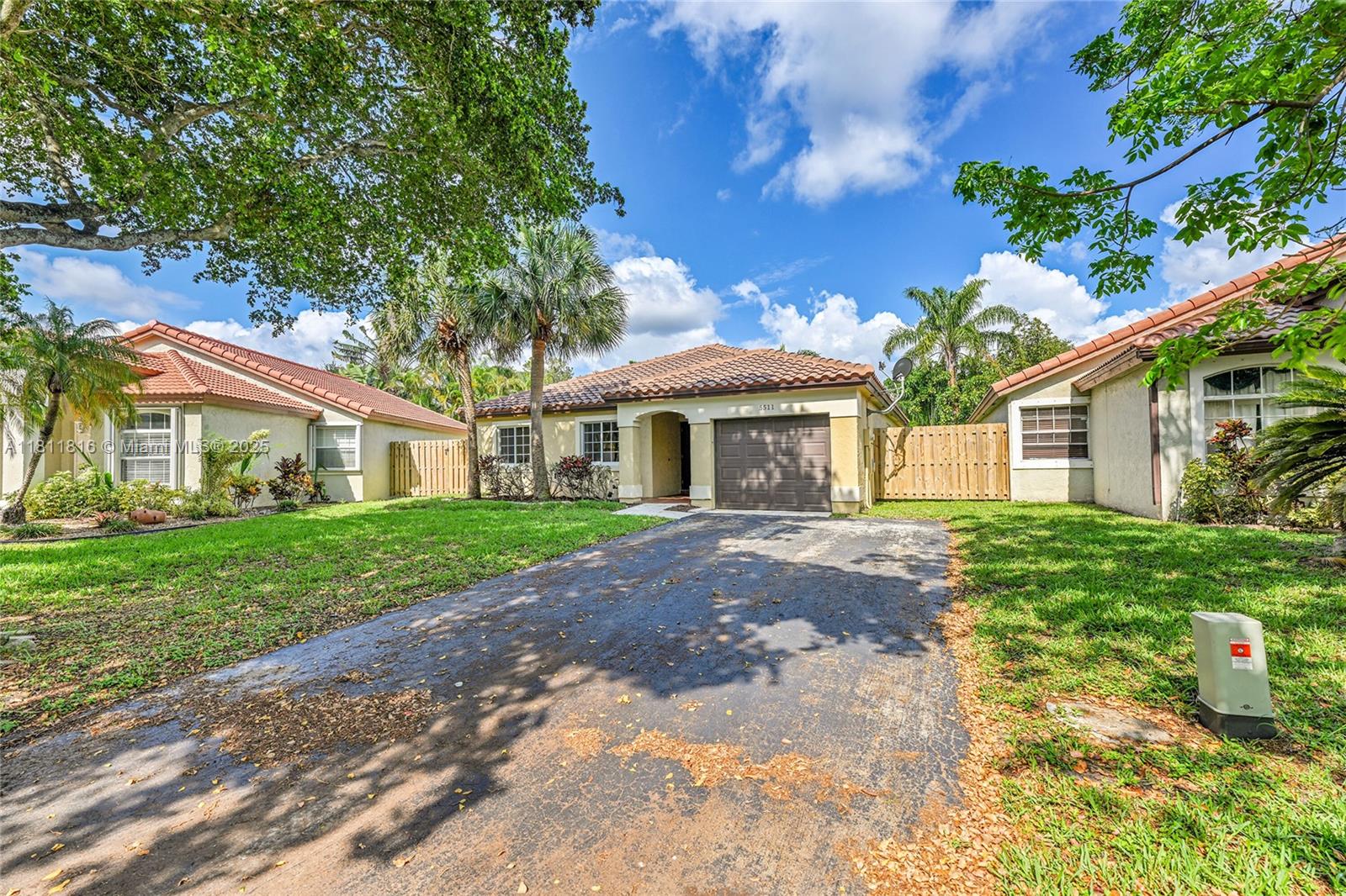 5511 NW 49th Ter 5511