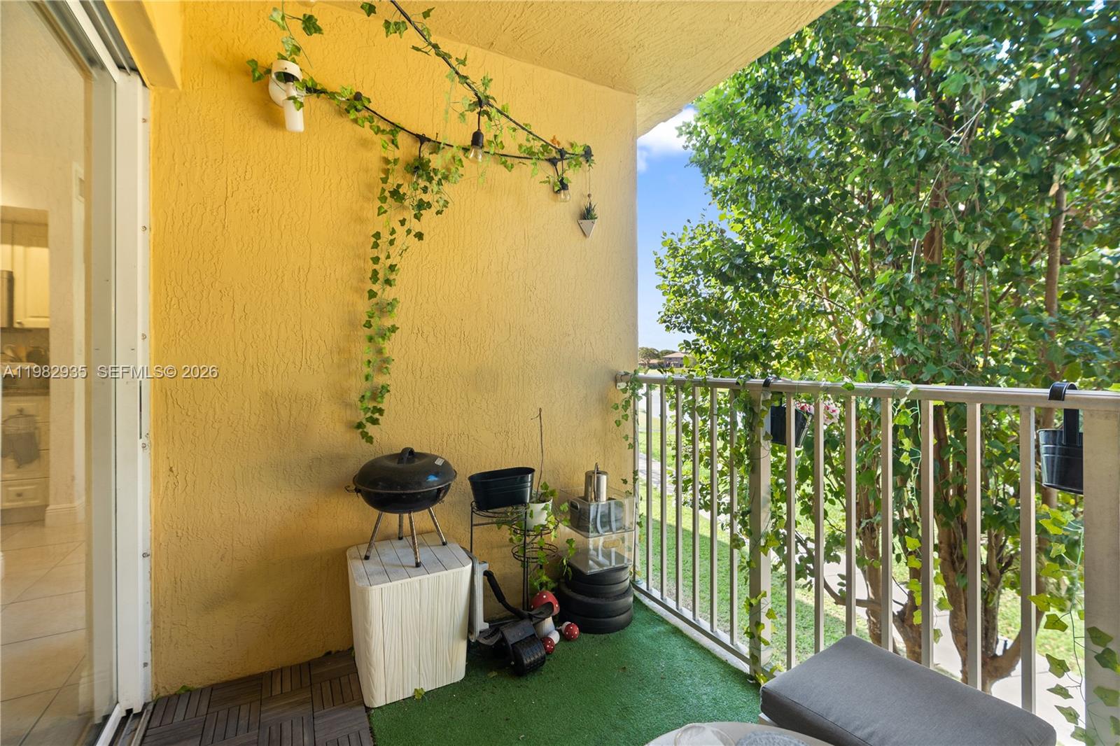 CUTLER LAKES CONDO - Residential Lease