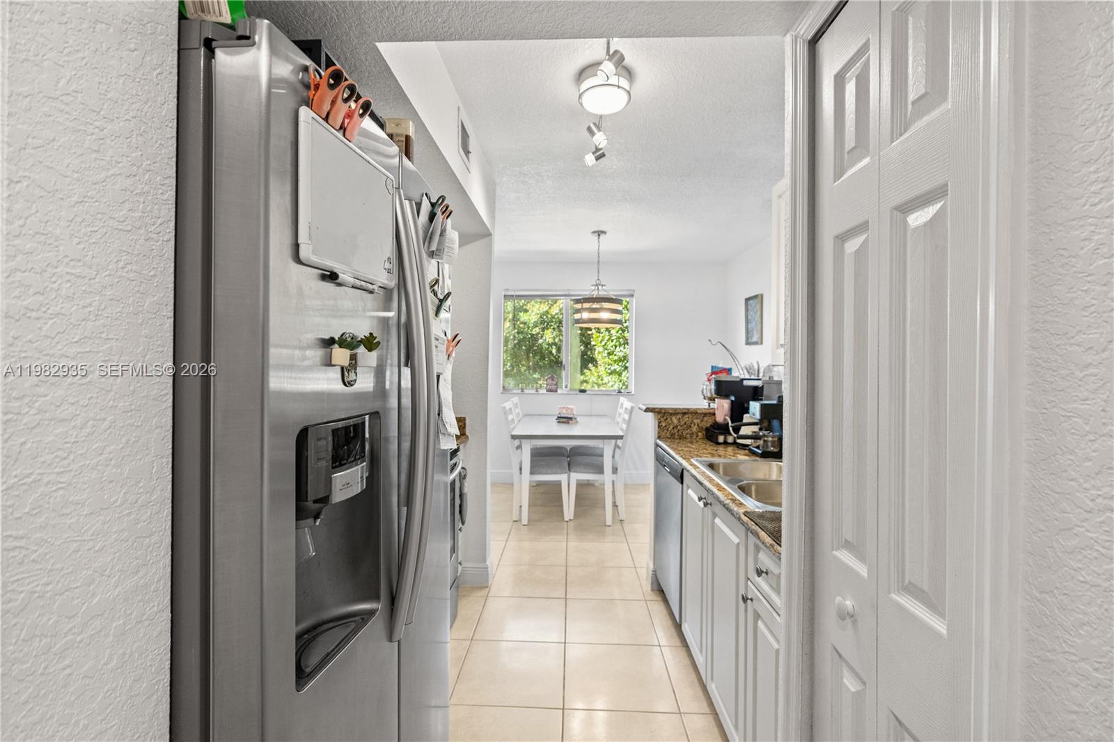 CUTLER LAKES CONDO - Residential Lease