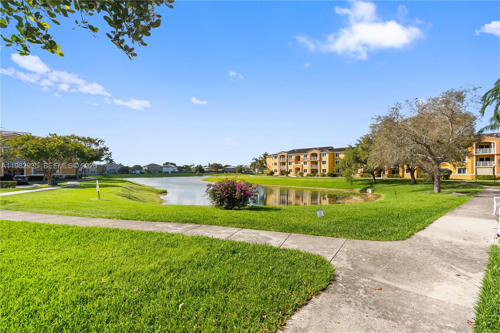 CUTLER LAKES CONDO - Residential Lease