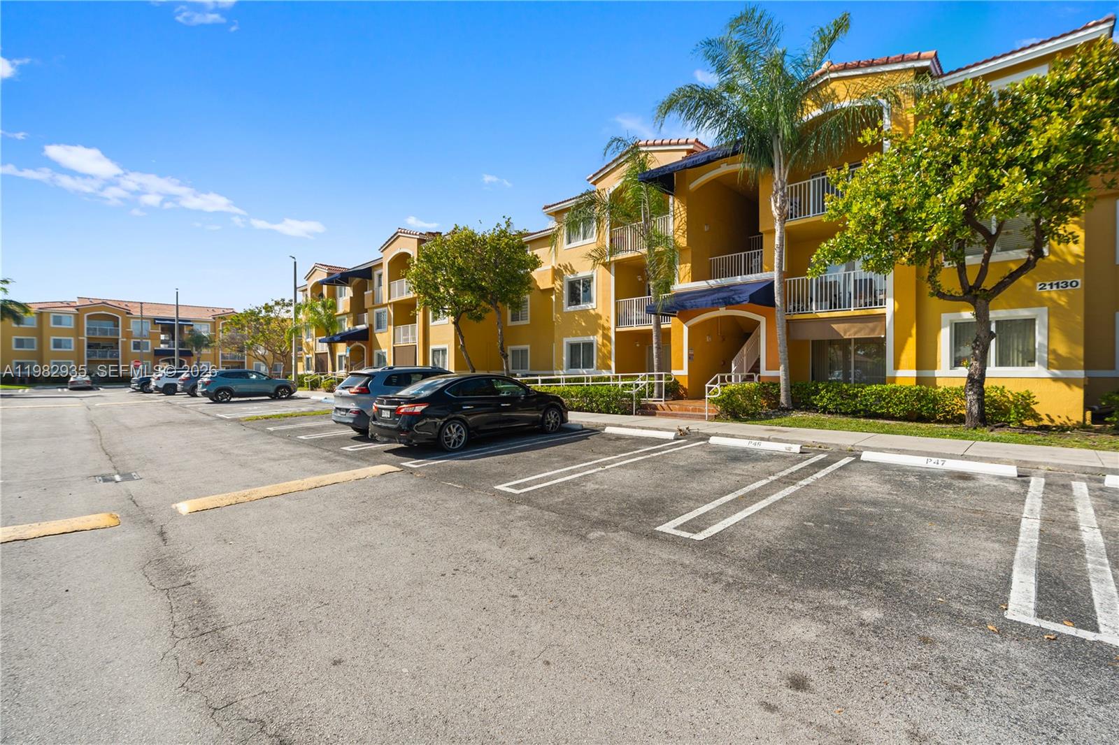 CUTLER LAKES CONDO - Residential Lease