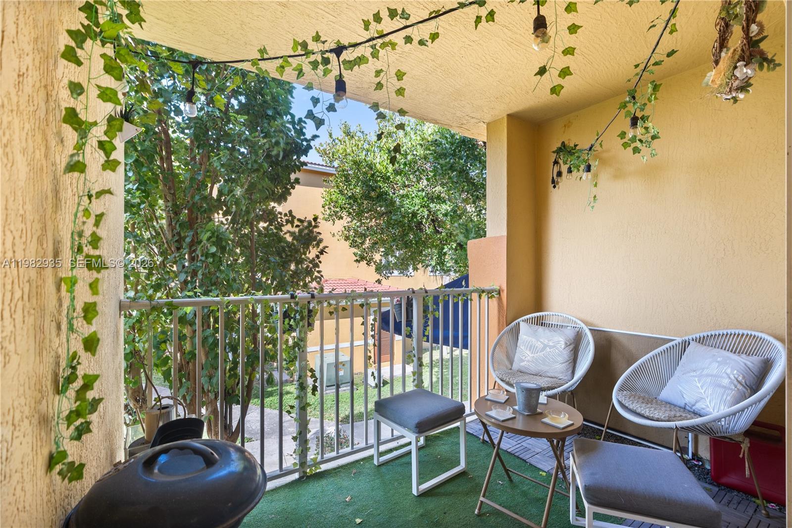 CUTLER LAKES CONDO - Residential Lease