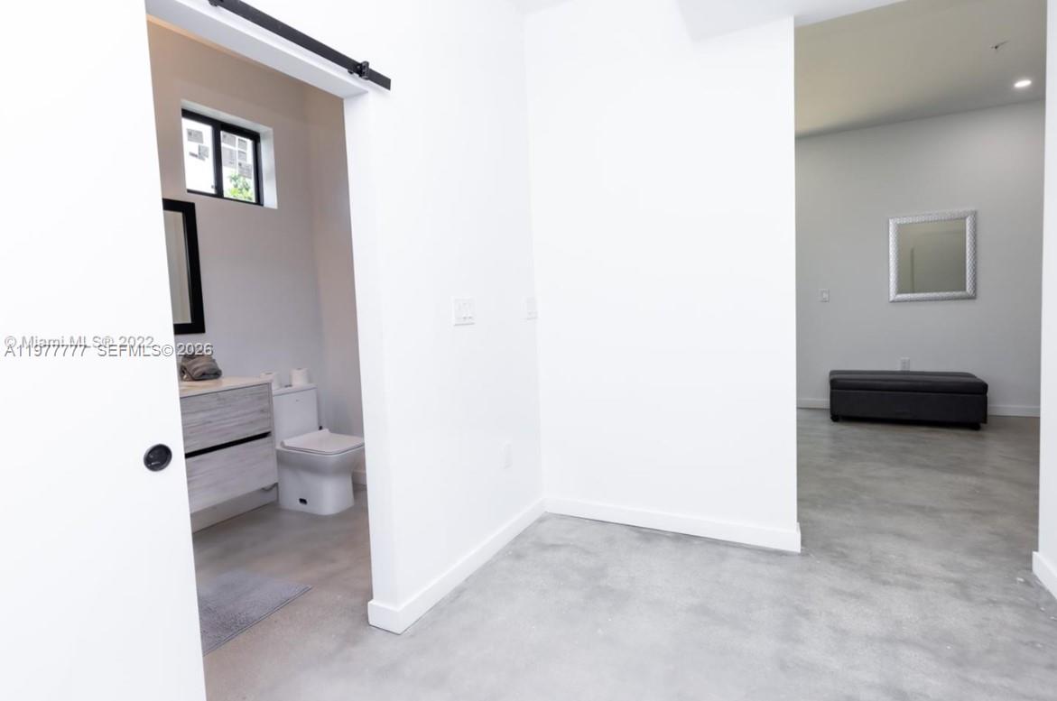 BAYWOOD - Residential