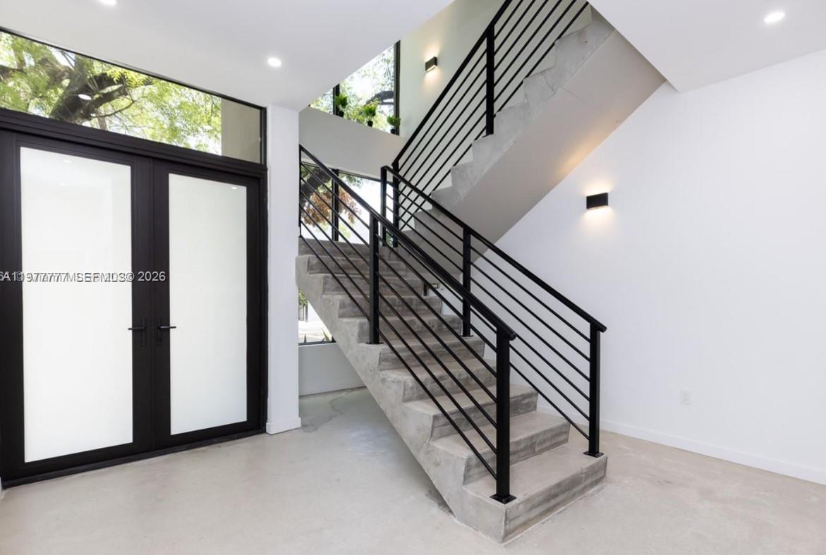 BAYWOOD - Residential