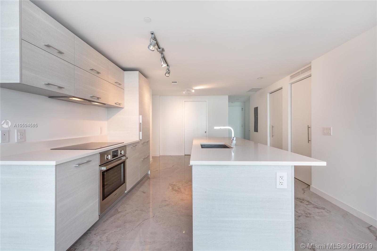 PARAISO BAY CONDO - Residential Lease