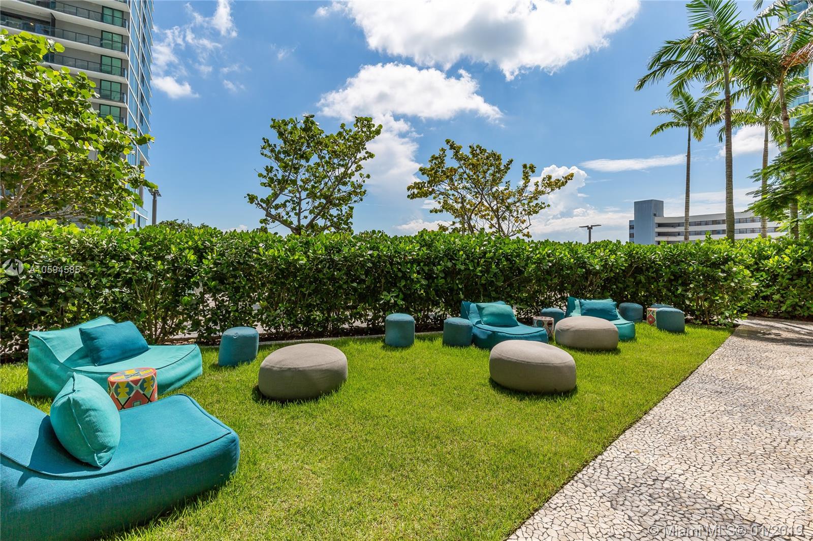 PARAISO BAY CONDO - Residential Lease