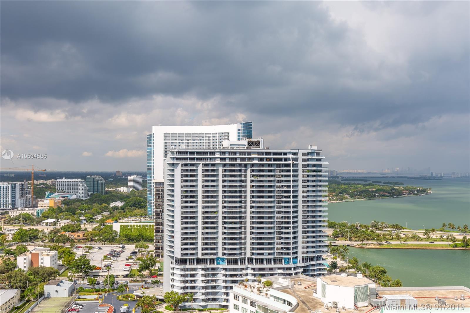 PARAISO BAY CONDO - Residential Lease