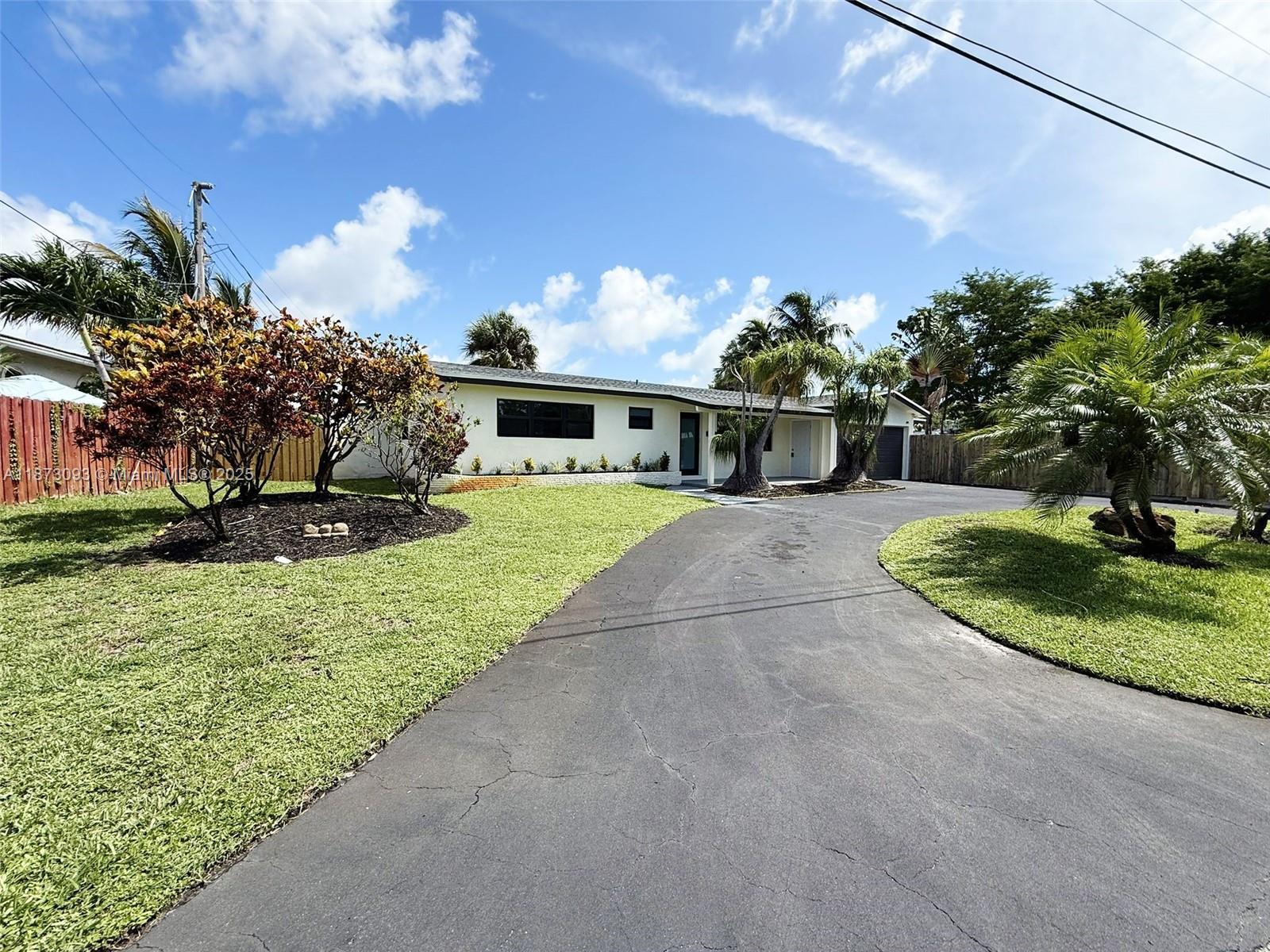 CORAL HEIGHTS SEC ONE - Residential Lease