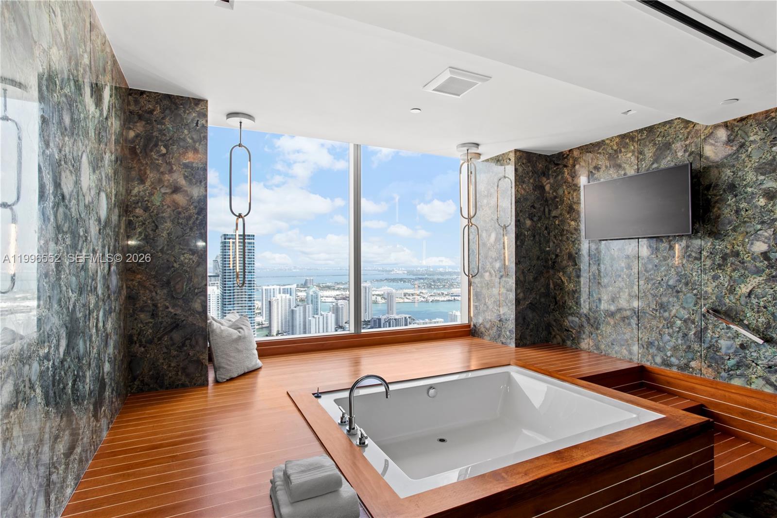 MILLENNIUM TOWER RESIDENC - Residential