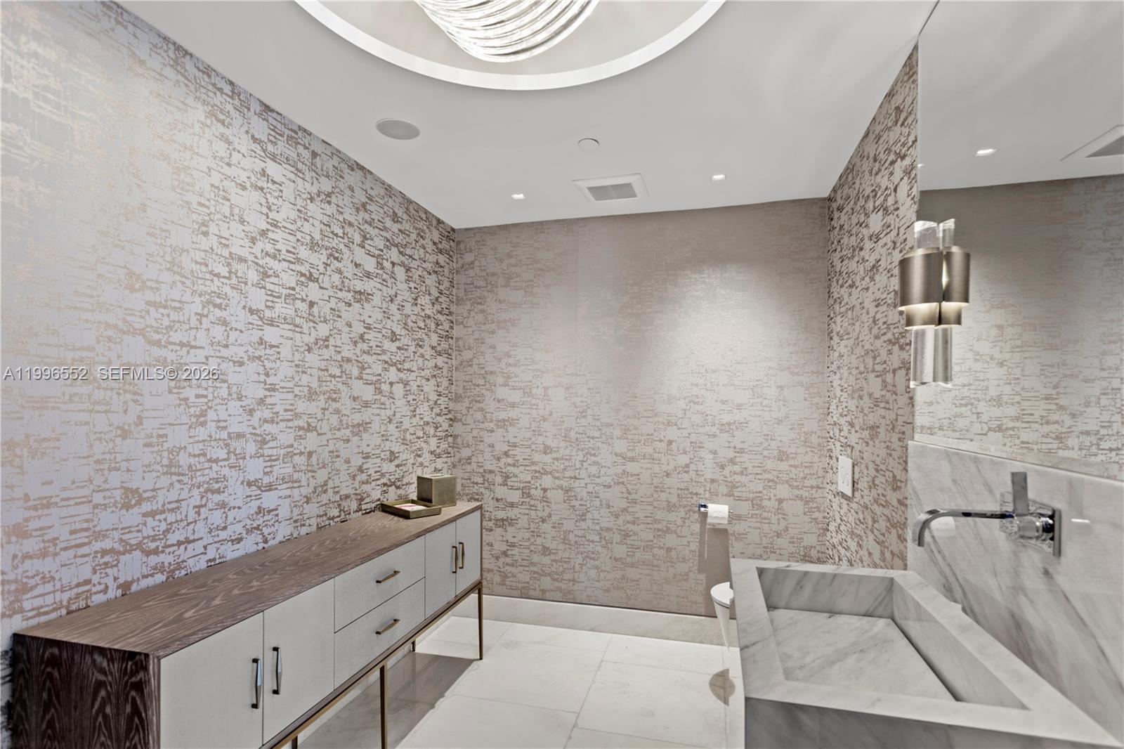 MILLENNIUM TOWER RESIDENC - Residential