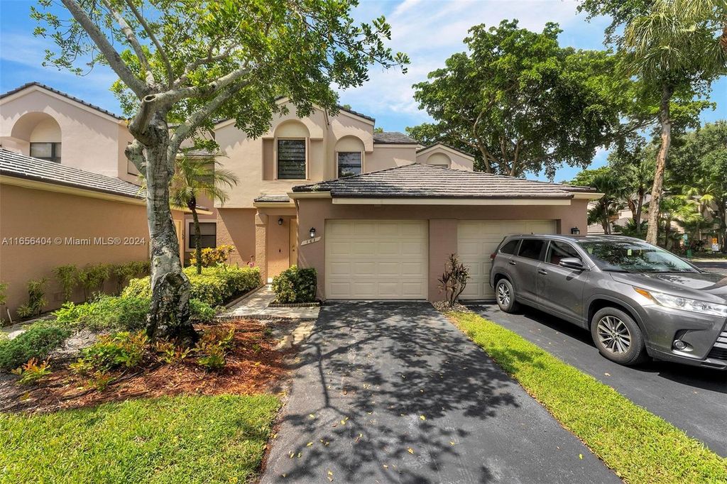Photo of 163 NW 98th Ter #163, Plantation, FL 33324 (MLS # A11656404)