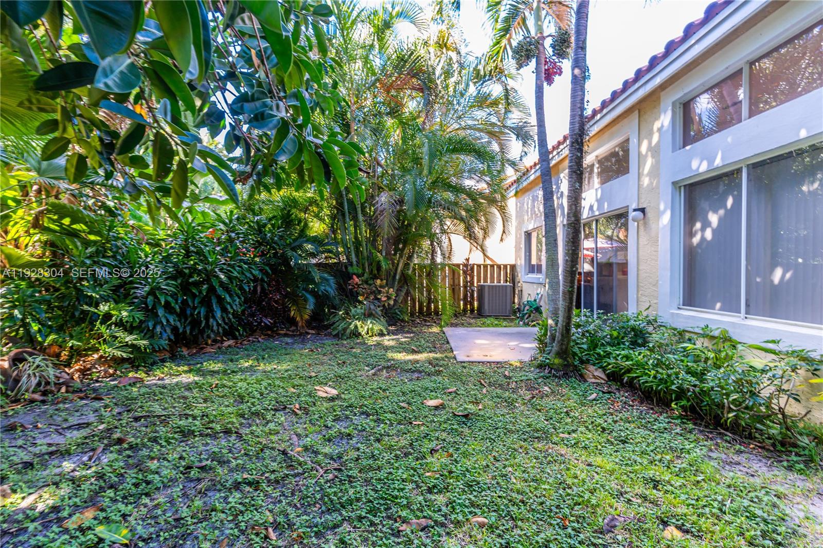 CENTRAL PARK LAKE - Residential