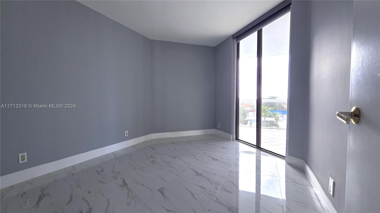 PORTSVIEW @ THE WATERWAYS - Residential Lease