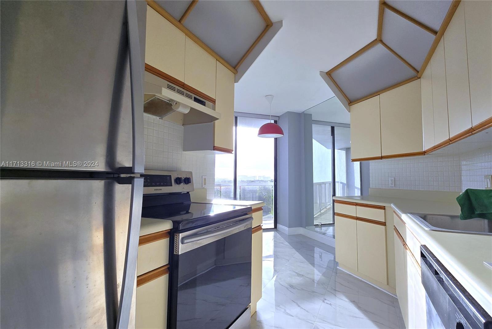 PORTSVIEW @ THE WATERWAYS - Residential Lease