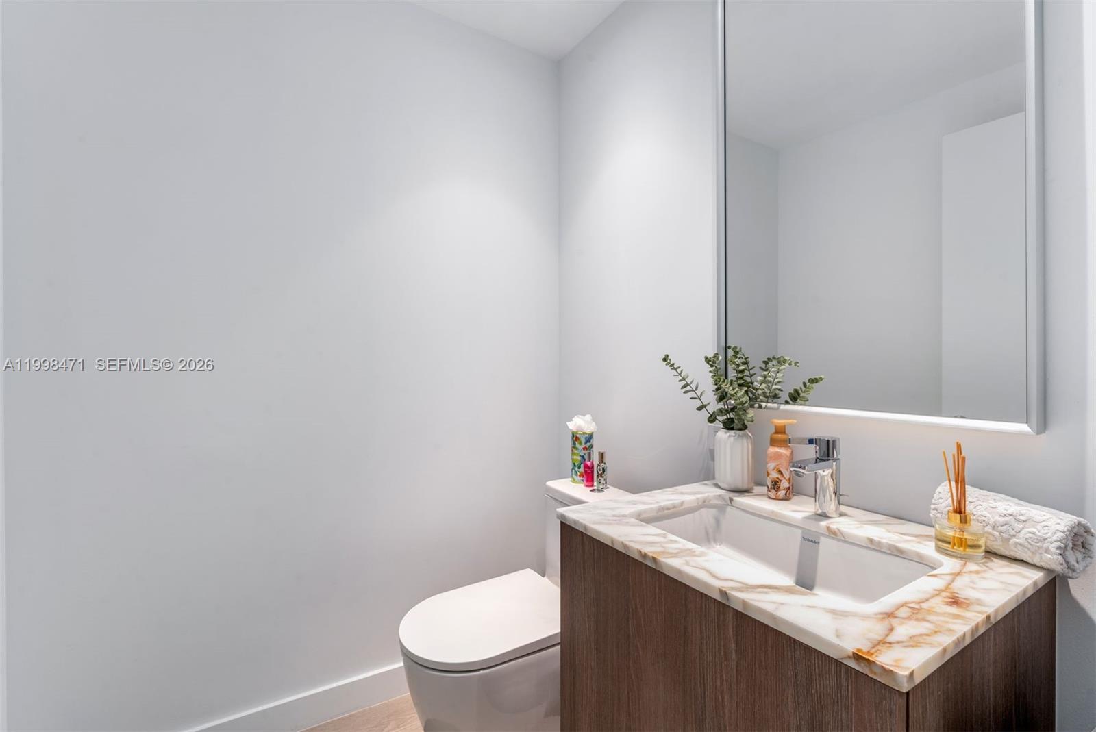 FIVE PARK MIAMI BEACH - Residential