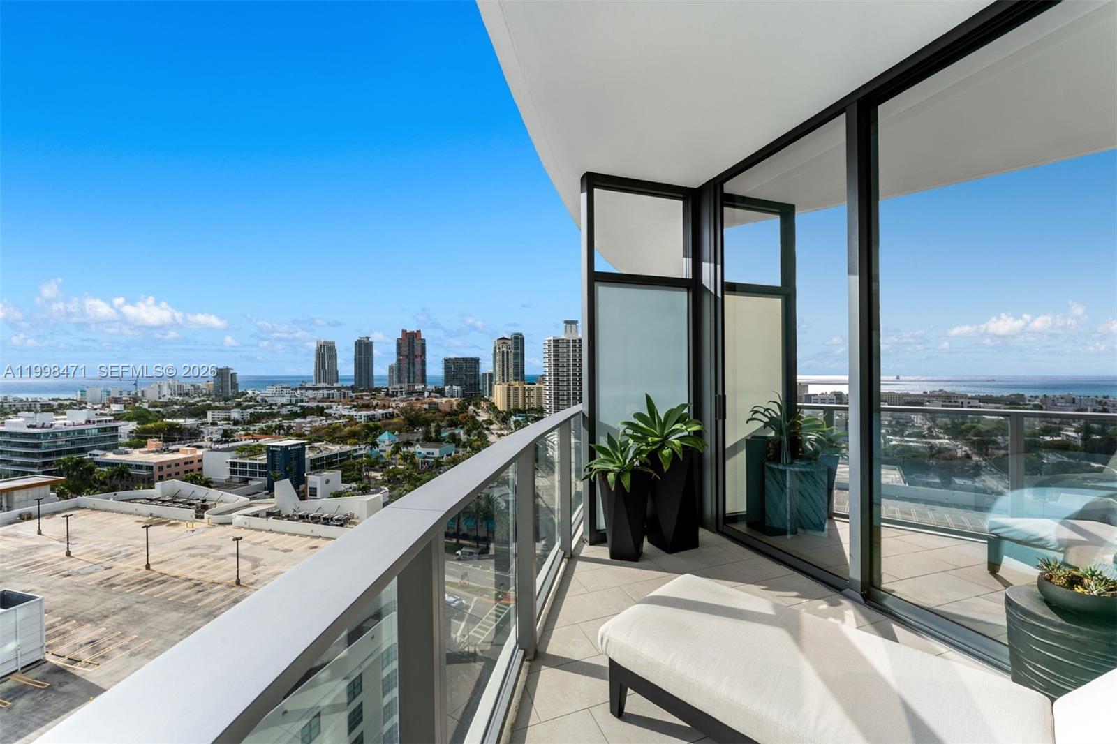 FIVE PARK MIAMI BEACH - Residential