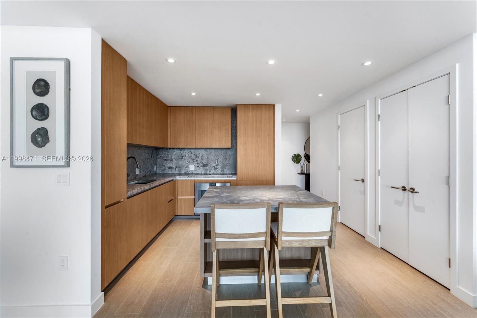 FIVE PARK MIAMI BEACH - Residential