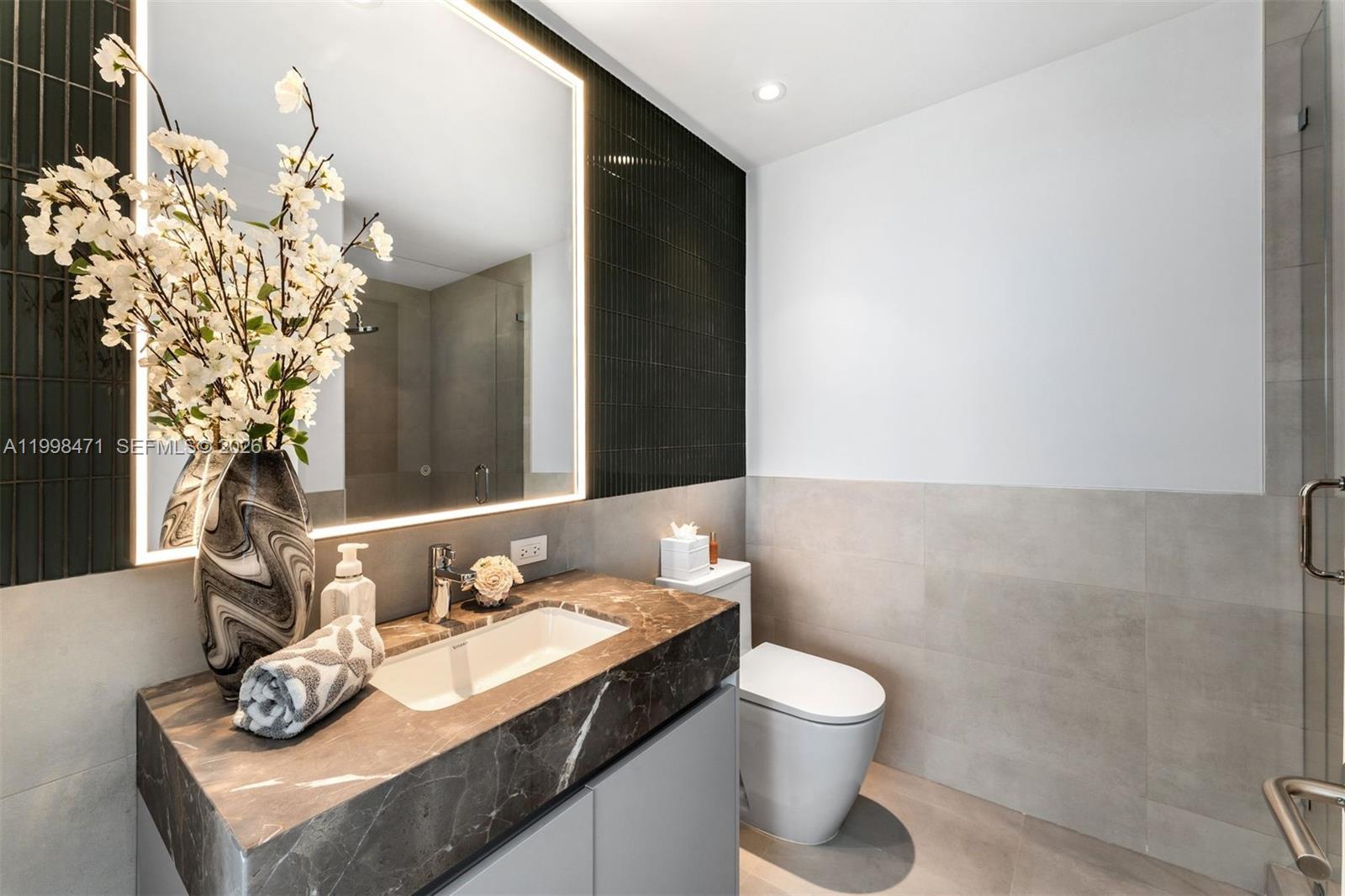 FIVE PARK MIAMI BEACH - Residential