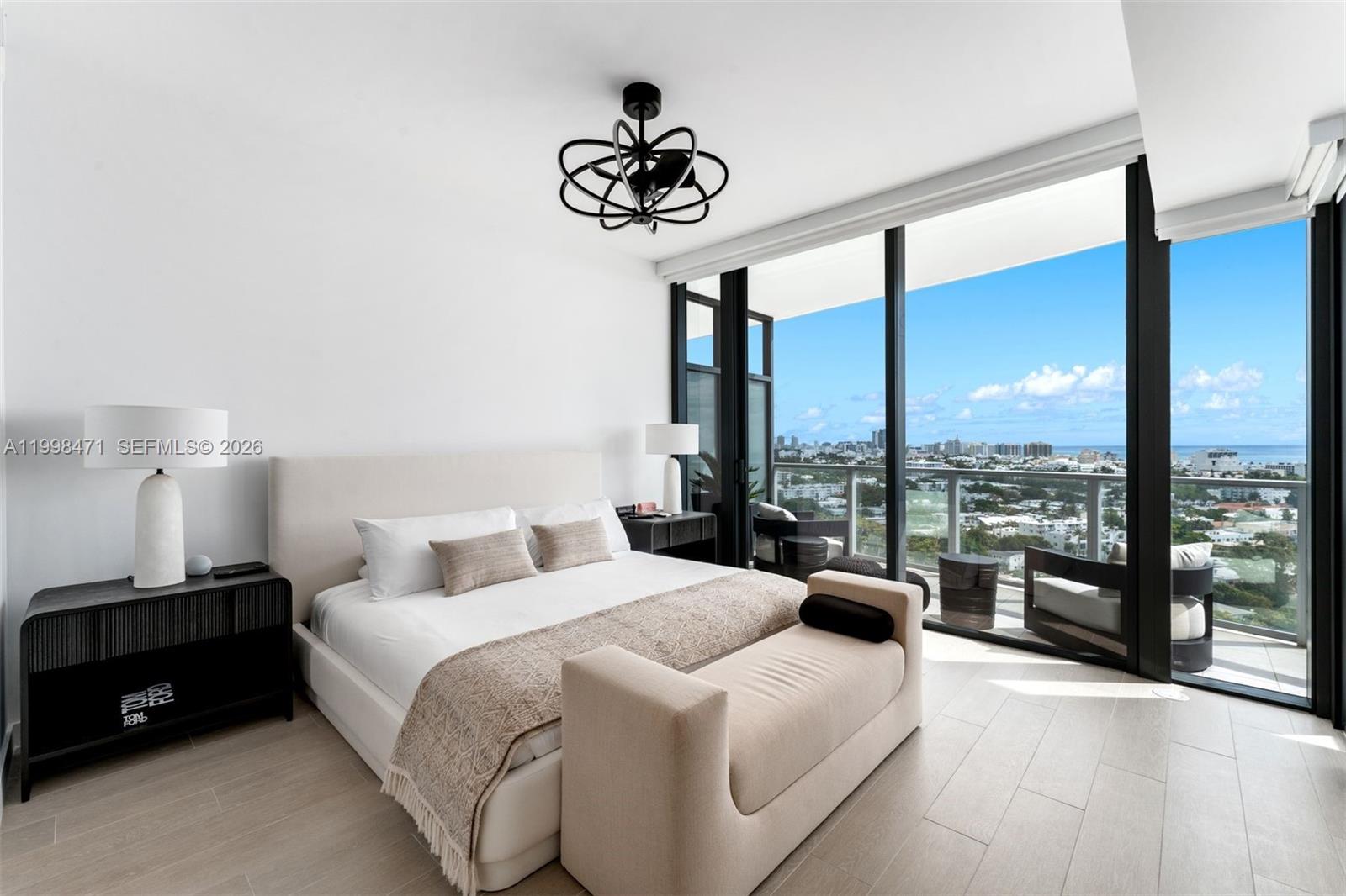 FIVE PARK MIAMI BEACH - Residential