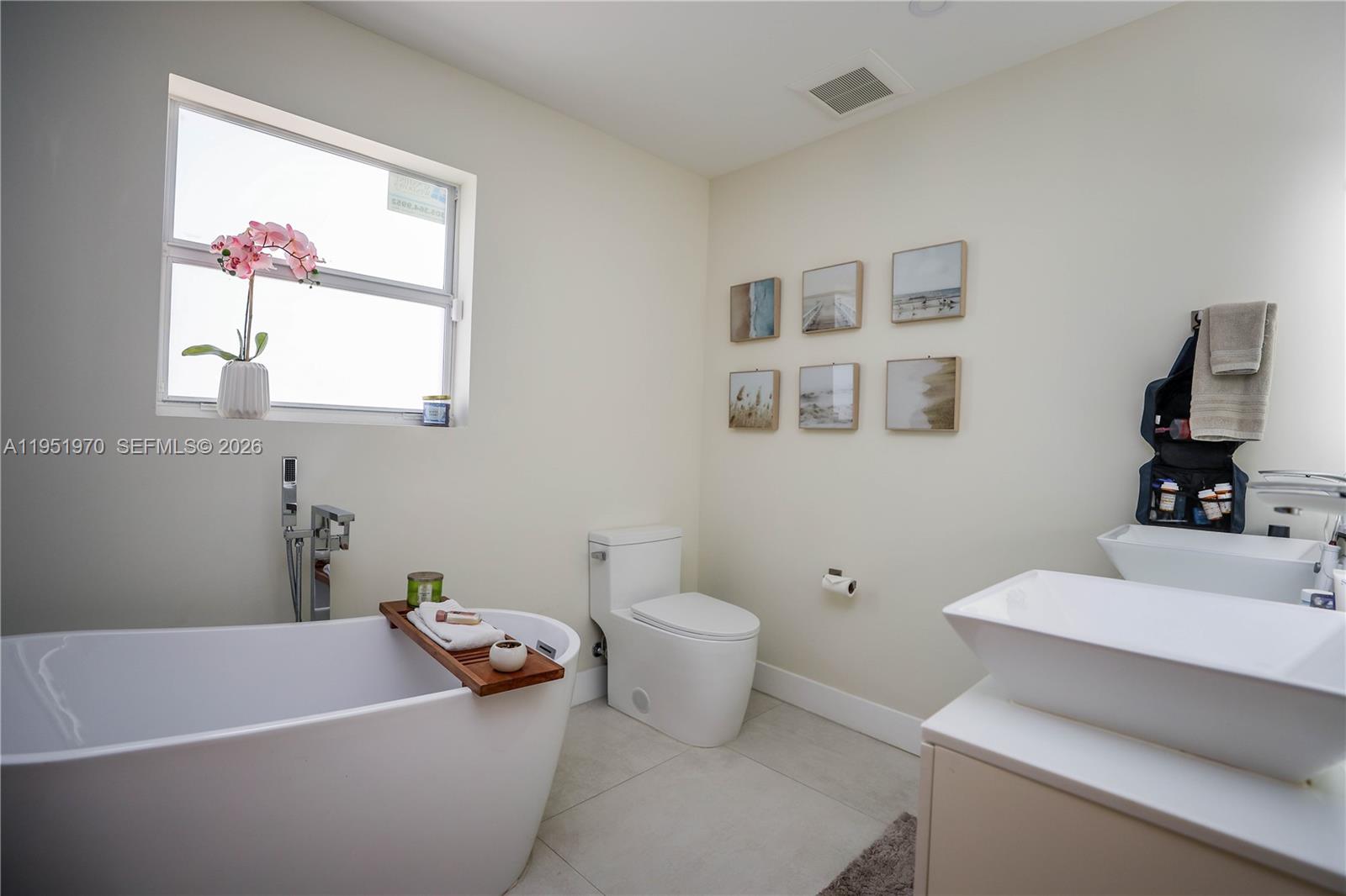 LA GORCE GOLF SUB - Residential