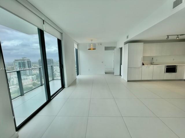 PARAISO BAYVIEWS CONDO - Residential Lease