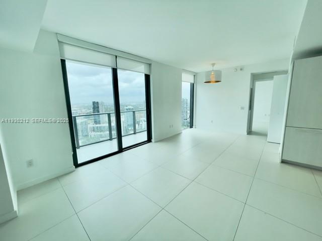 PARAISO BAYVIEWS CONDO - Residential Lease