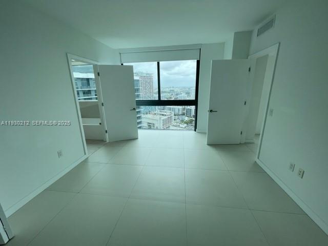 PARAISO BAYVIEWS CONDO - Residential Lease