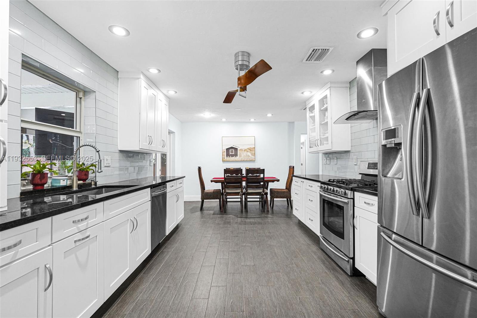 DEVON-AIRE ESTATES - Residential