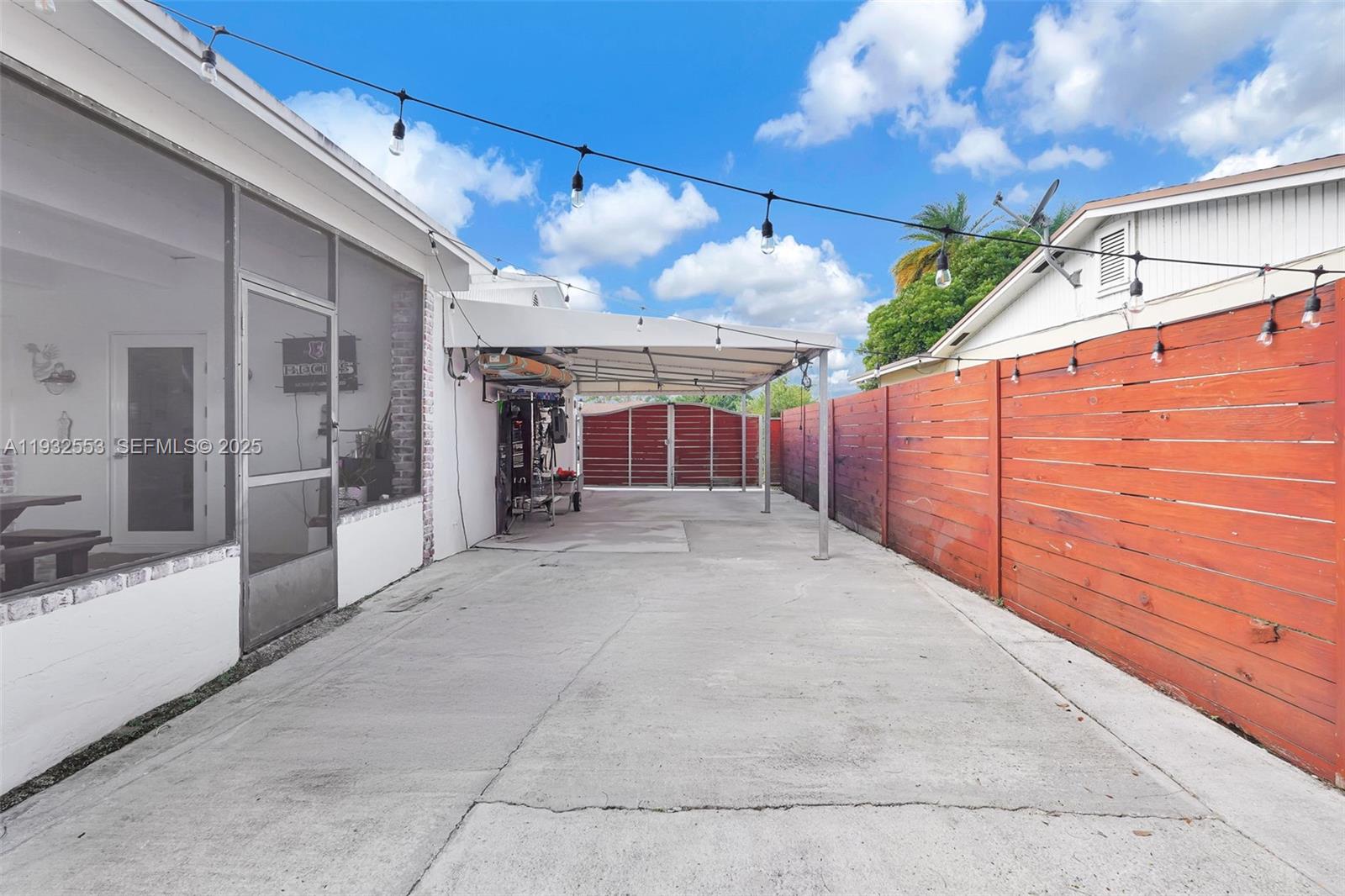 DEVON-AIRE ESTATES - Residential