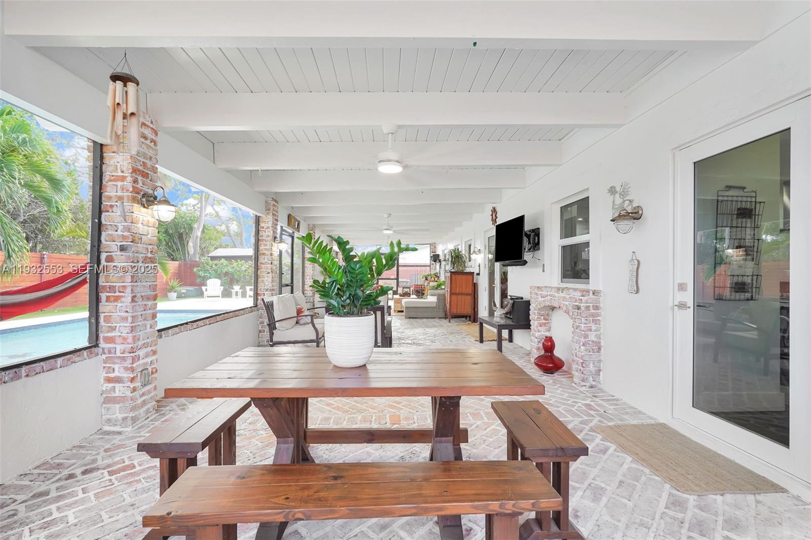 DEVON-AIRE ESTATES - Residential