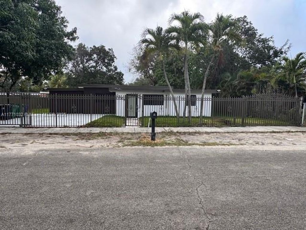 listing image 0